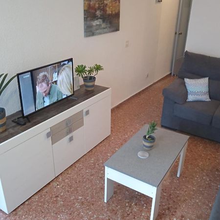 Edificio Gijon Newly Renovated Two-Bedroom Apartment Бенидорм Екстериор снимка