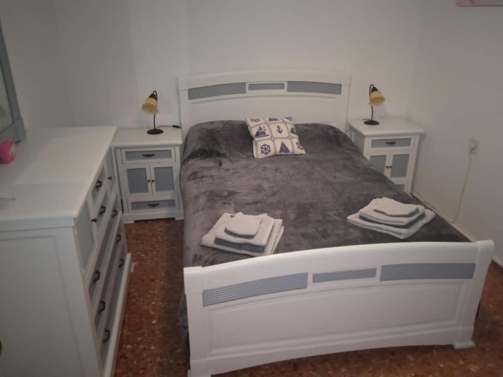 Edificio Gijon Newly Renovated Two-Bedroom Apartment Бенидорм Екстериор снимка
