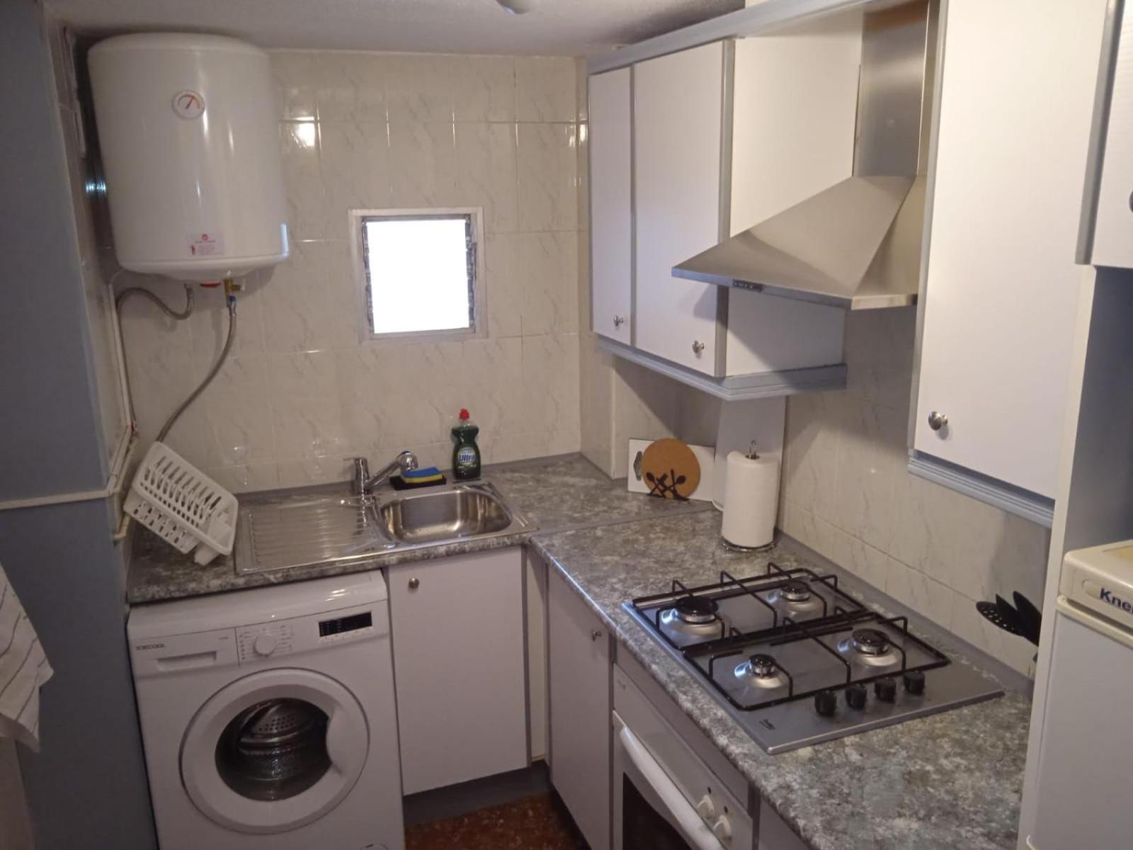 Edificio Gijon Newly Renovated Two-Bedroom Apartment Бенидорм Екстериор снимка