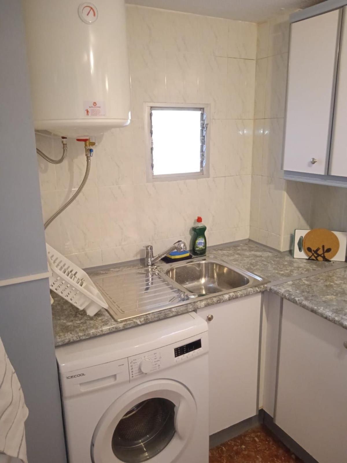 Edificio Gijon Newly Renovated Two-Bedroom Apartment Бенидорм Екстериор снимка